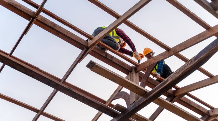 Professional gutter cleaning services in Gazelle, CA